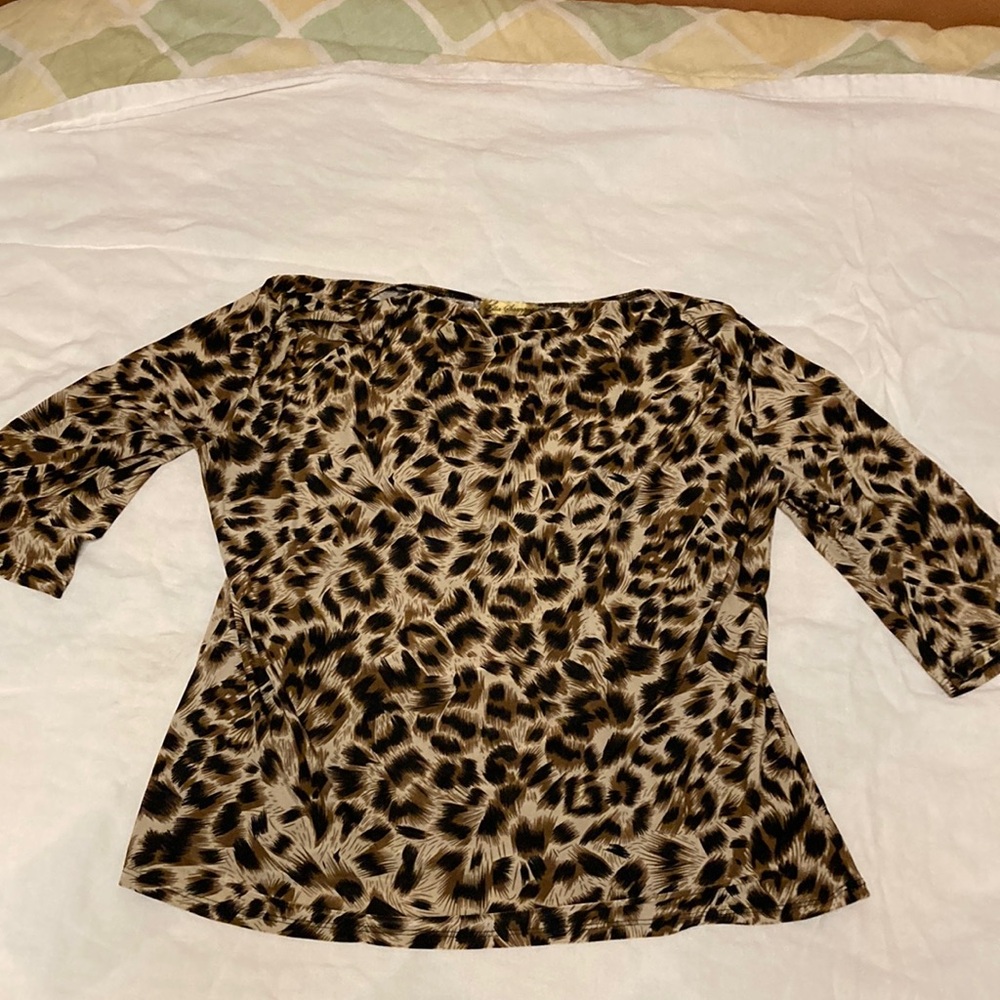 Tan and Cream Fitted 3/4 Sleeve Blouse